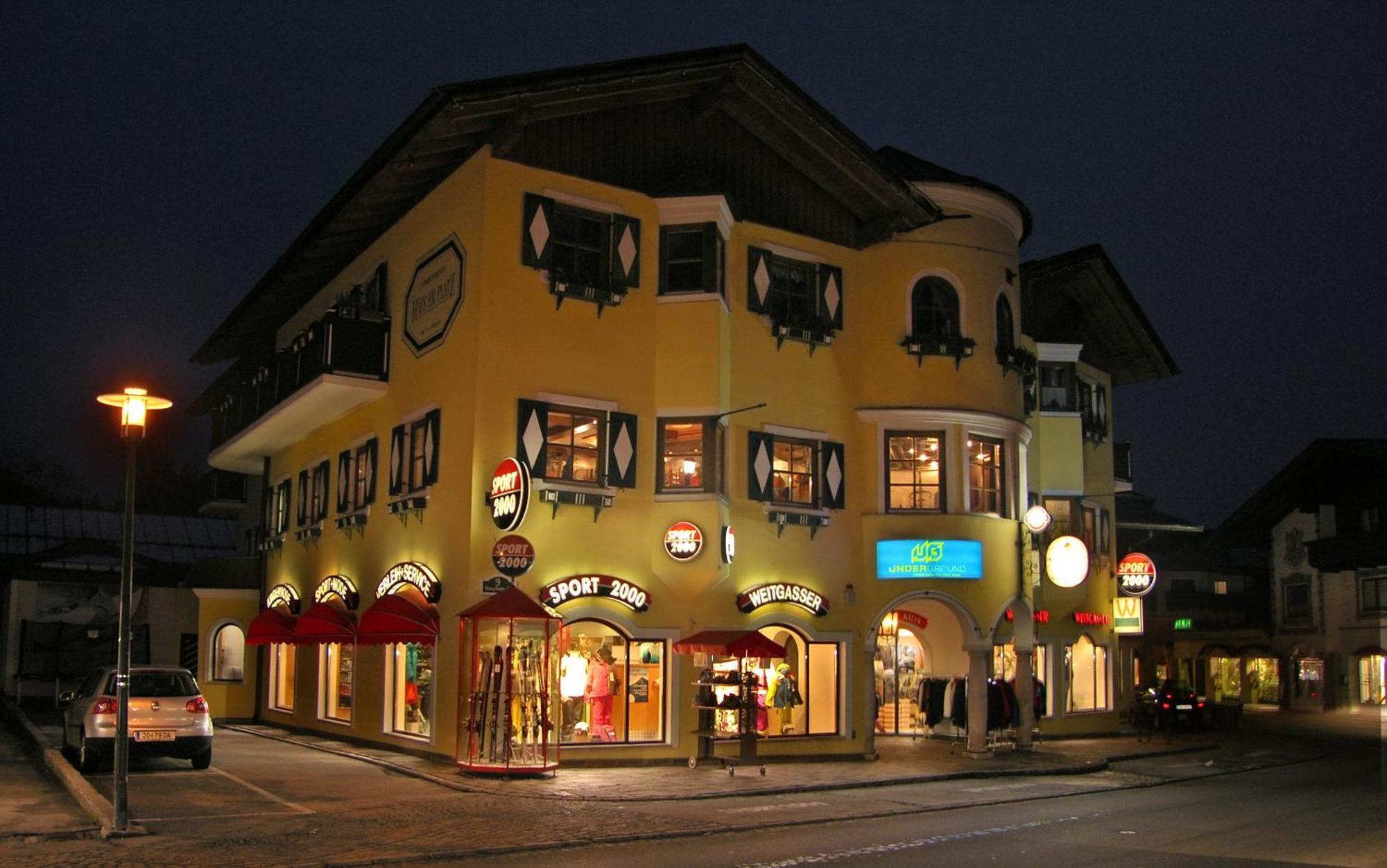 Haus Am Platz - Weitgasser Altenmarkt im Pongau Kültér fotó