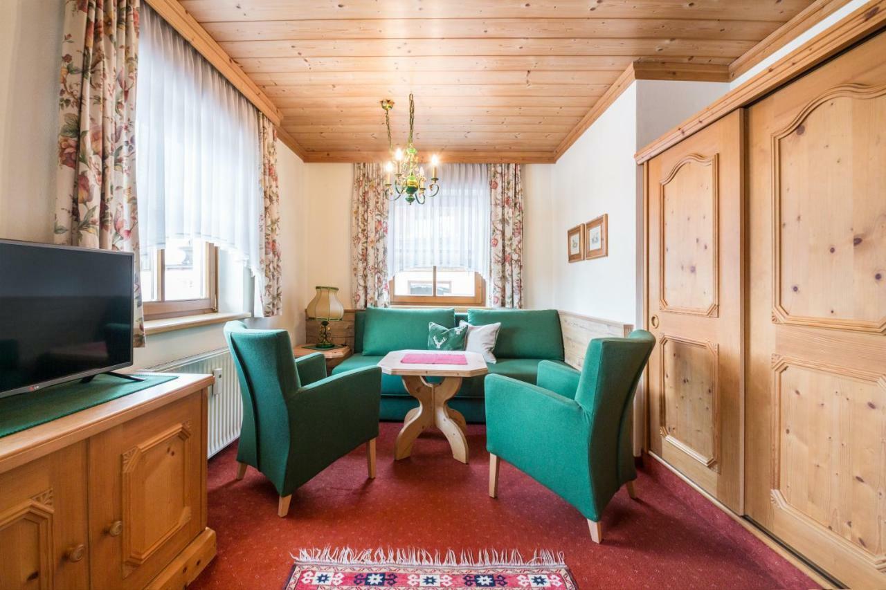 Haus Am Platz - Weitgasser Altenmarkt im Pongau Kültér fotó