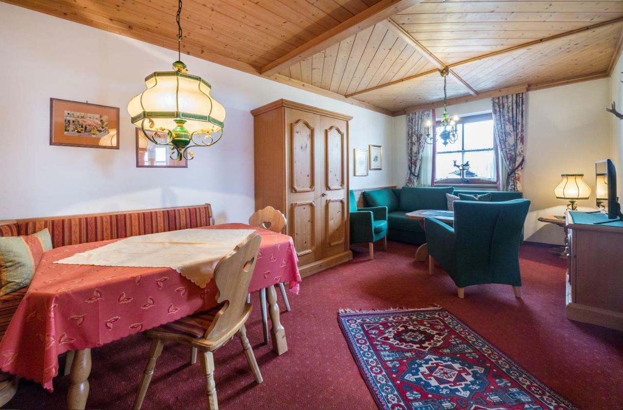 Haus Am Platz - Weitgasser Altenmarkt im Pongau Kültér fotó